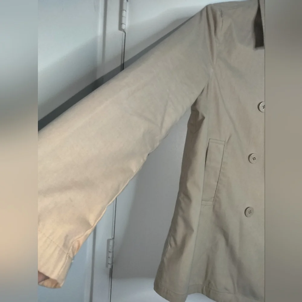 Old Navy (Size M) Khaki Lightweight Double-breasted Button Casual Peacoat